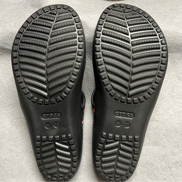 NWOT Crocs Womens Kadee II Cherry Pattern Sandals Size 10 - Picture 2 of 13